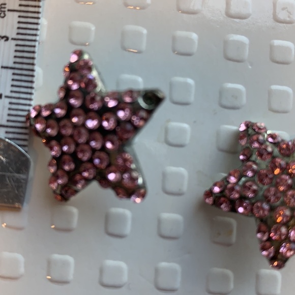 Otazu pink star studs - Picture 3 of 4